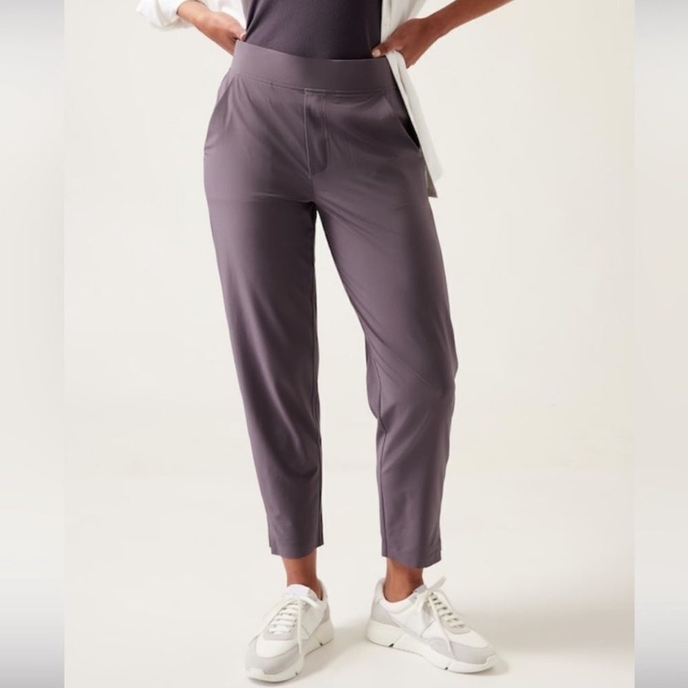 Athleta Brooklyn Ankle Pant Pantalon Cheville (Purple) Size 2 NWT